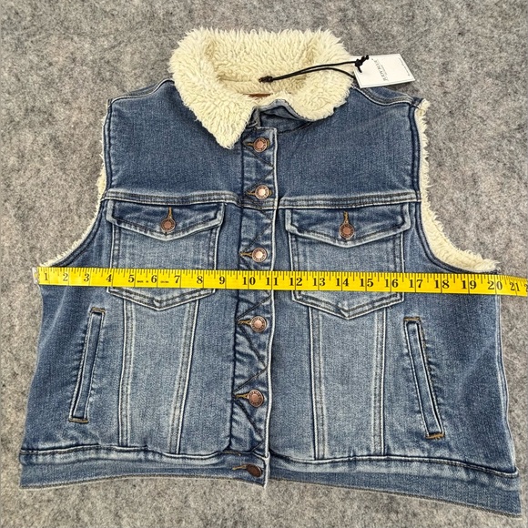 NWT | Judy Blue | Denim Shearling‎ Lined Vest | Women’s Size Large - Picture 7 of 10